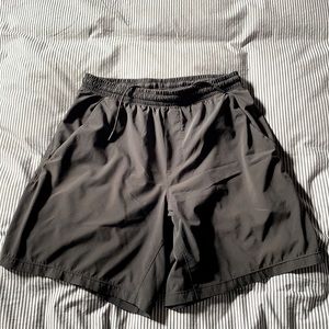 Men’s Lululemon 7” Shorts